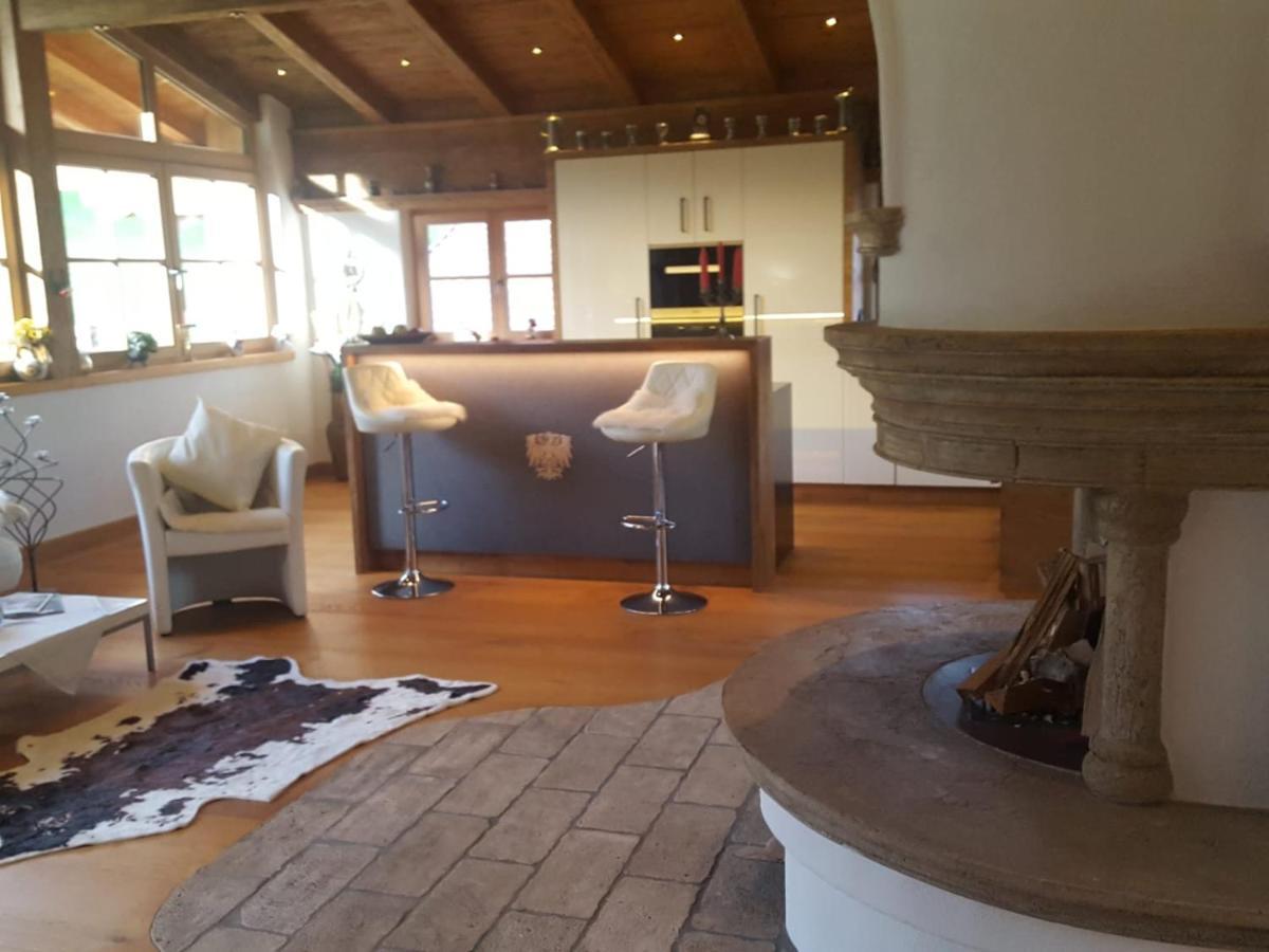 Luxuschalet Happy Home Tyrol 엘마우 외부 사진